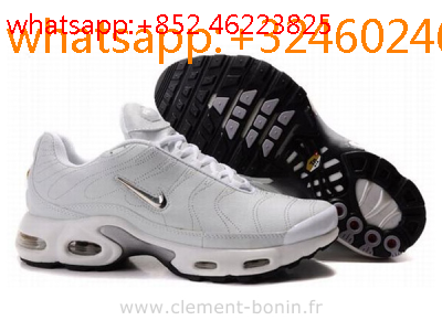 Nike Requin Tn Blanche Soldes Magasin Online Off